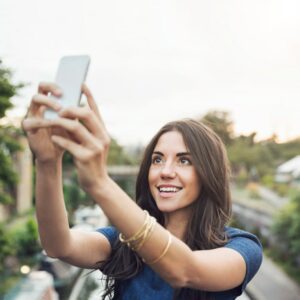 Selfies and self-esteem go hand-in-hand